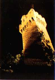 Вечерняя панорама третьей башни Монтале